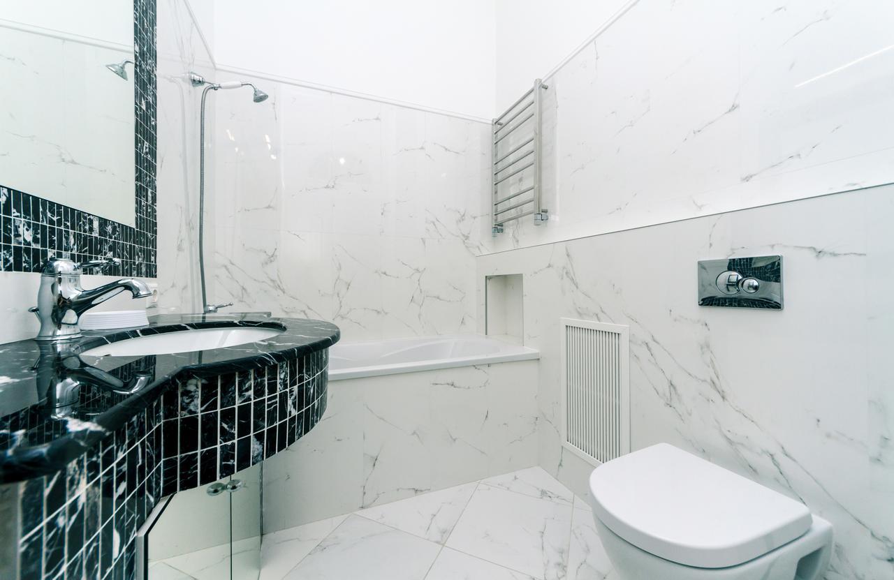 Vip Apartment Near Kreschatyk, 31А Pushkinska Street Kiev Exterior foto