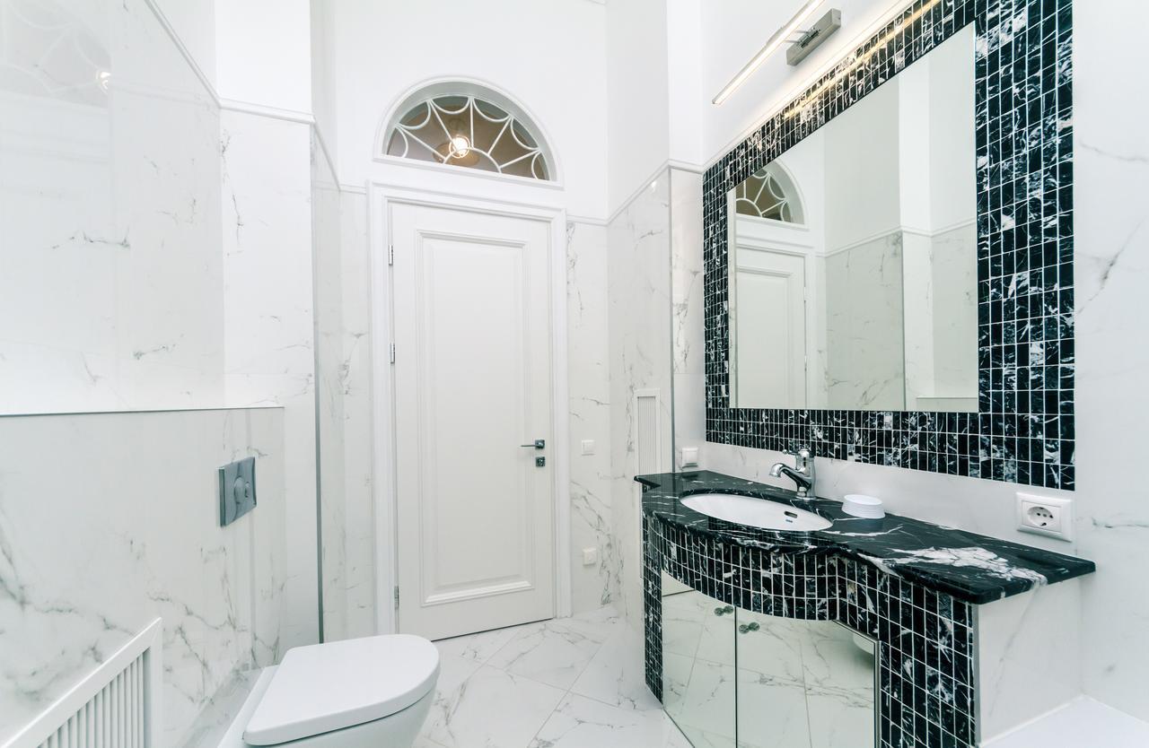 Vip Apartment Near Kreschatyk, 31А Pushkinska Street Kiev Exterior foto