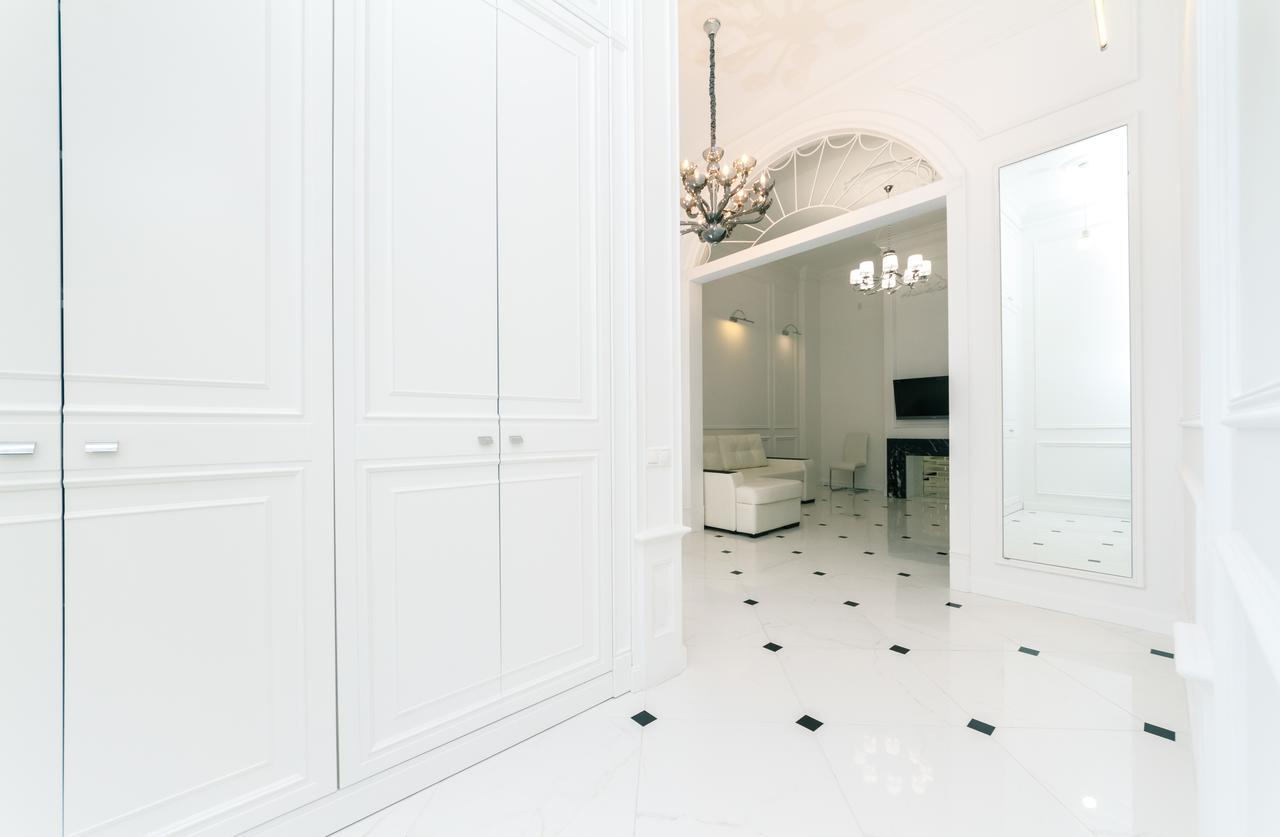 Vip Apartment Near Kreschatyk, 31А Pushkinska Street Kiev Exterior foto